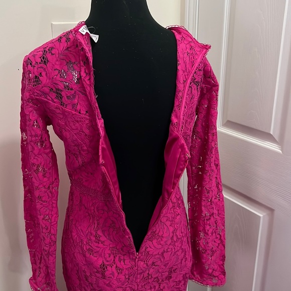 Venus Lace Symmetric Chic Lace Front Slit Dress Size 10 - Picture 7 of 15